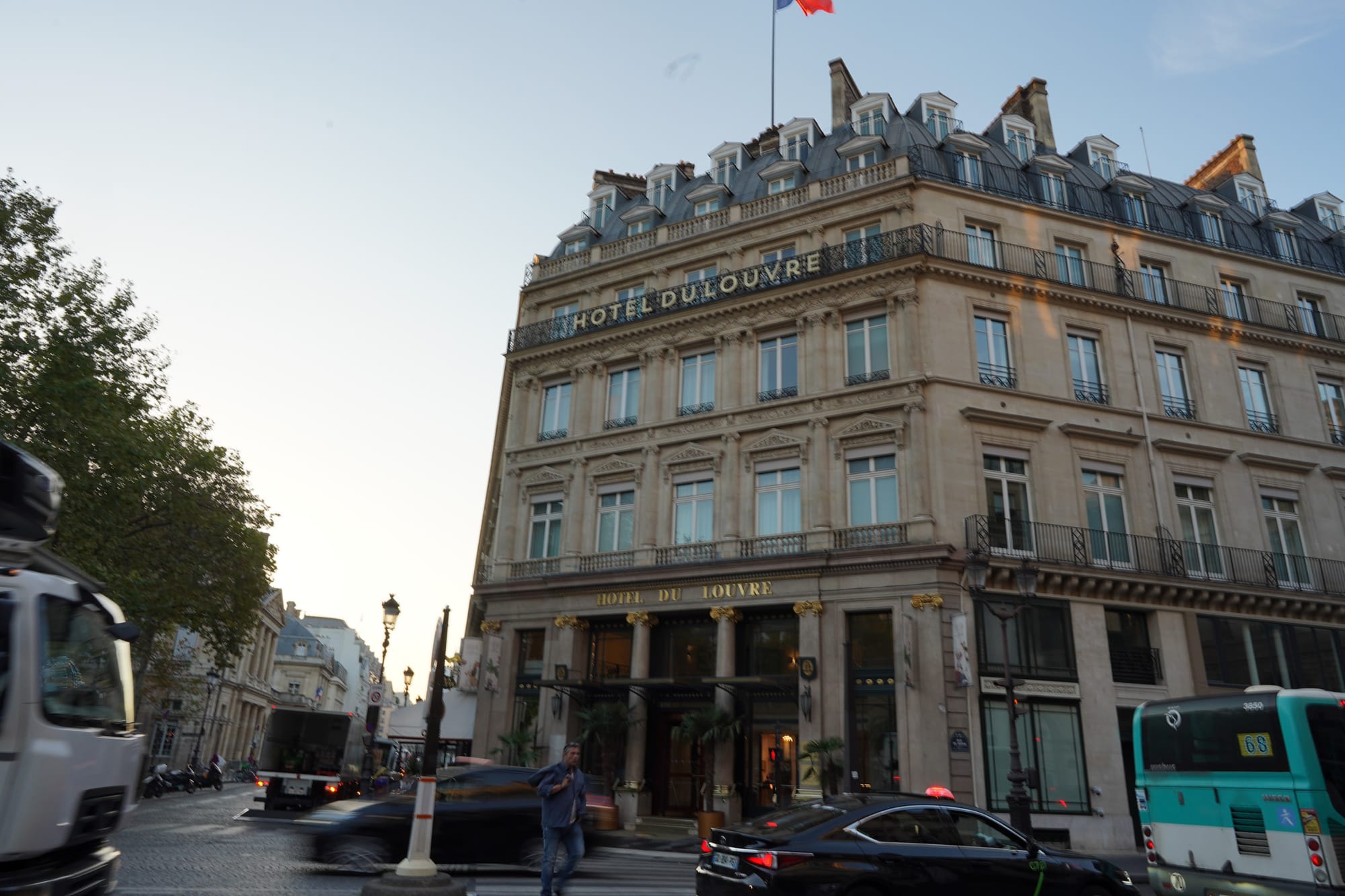 Hôtel Du Louvre - worth booking over the Park Hyatt Paris?